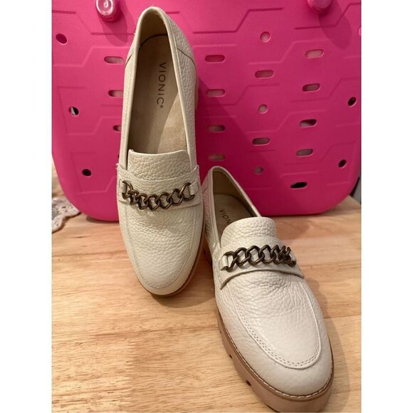 Vionic Womens Emalyn Leather Slip On Loafers - Picture 1 of 9